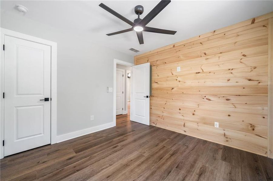 Spacious, unfurnished interior of a new home in , Ranger (Image 30).