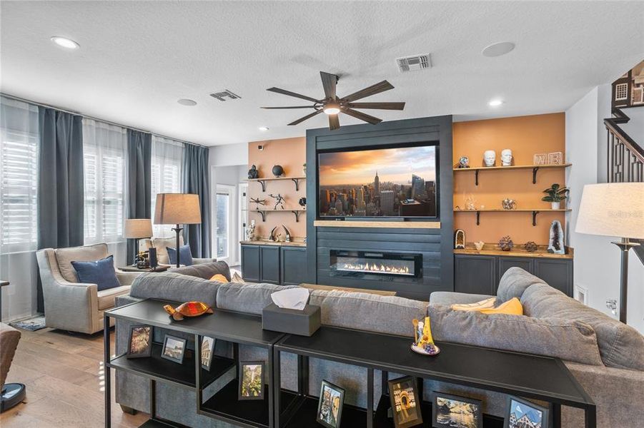 Image 63 of a home in .