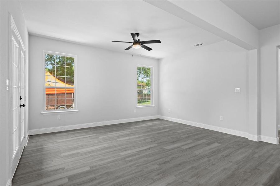 Spacious, unfurnished interior of a new home in , Dallas (Image 17). Spacious, unfurnished interior of a new home in , Dallas (Image 17).