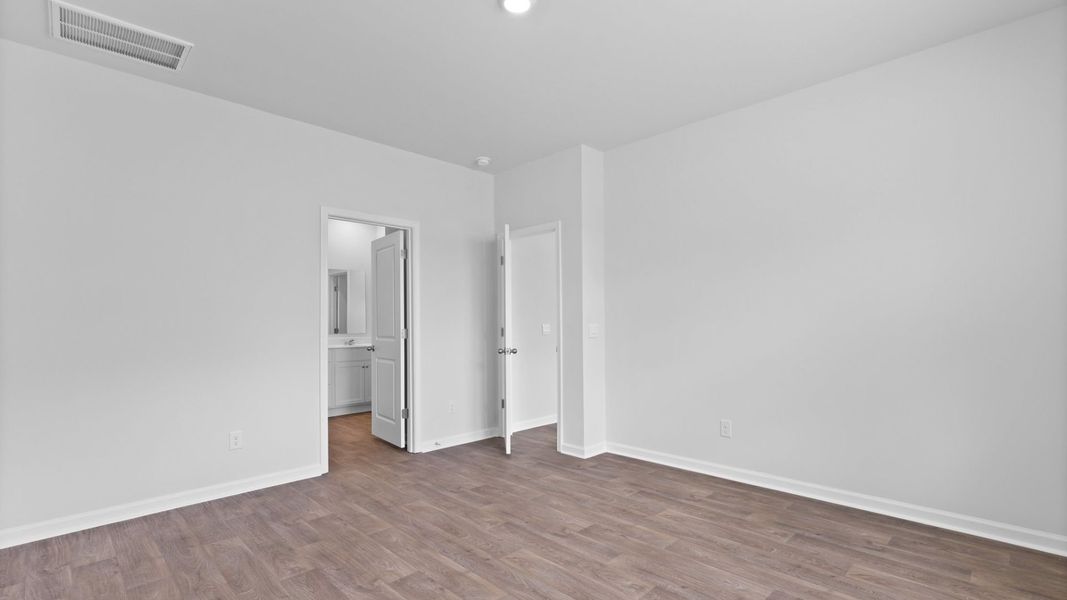 Representative unfurnished interior of a home built from the ARCHER-EXP by D.R. Horton in Lakeview at Kitfield, Moncks Corner (Image 24).