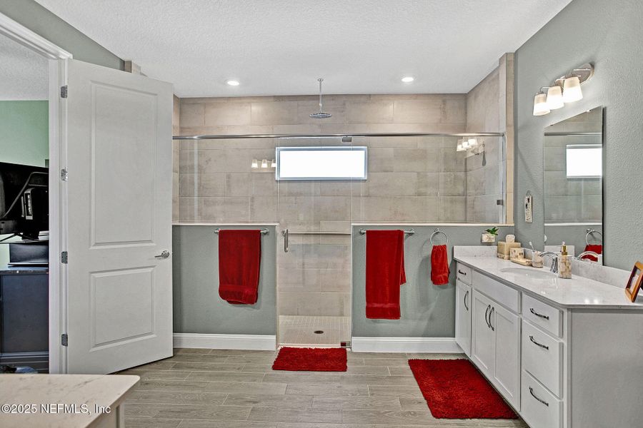 Furnished interior view inside a new home in Tributary: Lakeview at Tributary 60's, Yulee (Image 28).