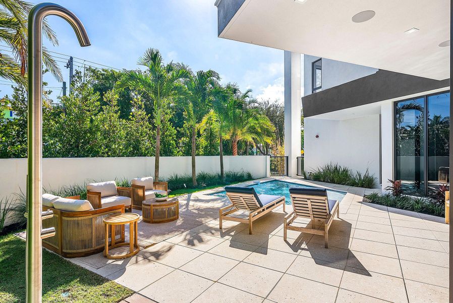 053-810AndrewsAvenue-DelrayBeach-FL-3348