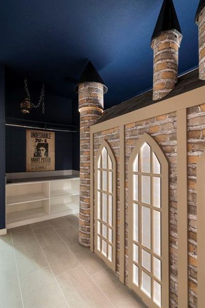 Image 57 of a home in .