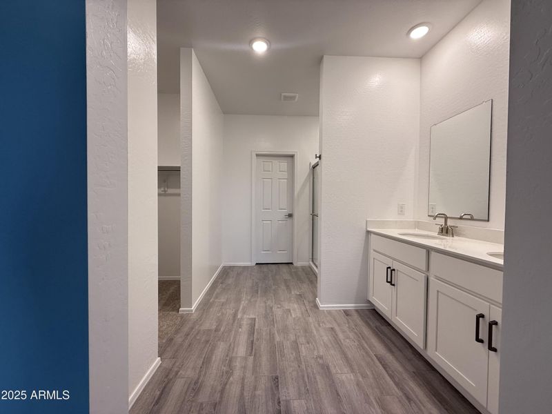 0011 - Primary Bathroom 0011 - Primary Bathroom