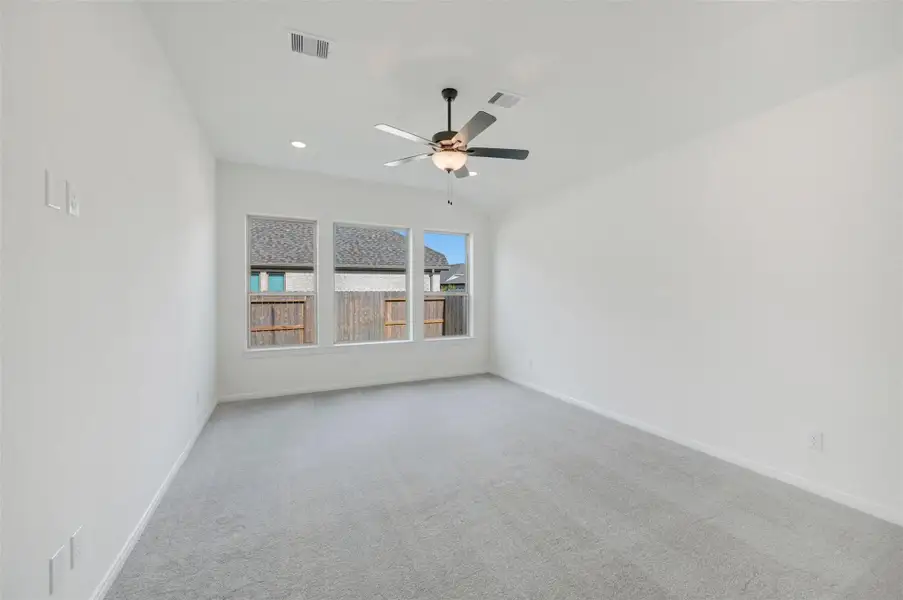 Spacious, unfurnished interior of a new home in Escondido - Retreat Collection, Magnolia (Image 22).