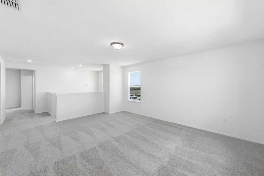 Spacious, unfurnished interior of a new home in Stoney Chase, Del Valle (Image 32). Spacious, unfurnished interior of a new home in Stoney Chase, Del Valle (Image 32).