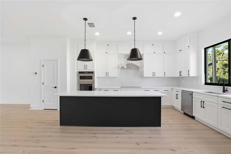 Furnished interior view inside a new home in , Tampa (Image 8).
