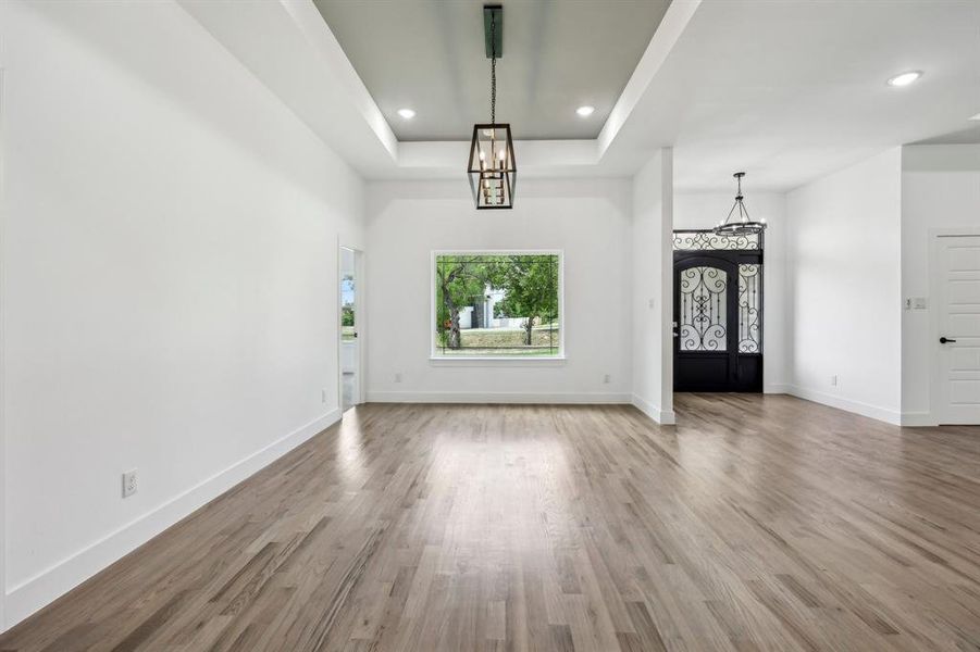 Spacious, unfurnished interior of a new home in , Dallas (Image 11).