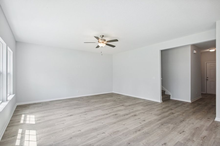 Representative unfurnished interior of a home built from the The Barrington by RTS Homes in The Pointe at Villages on Marne, Hinesville (Image 16).