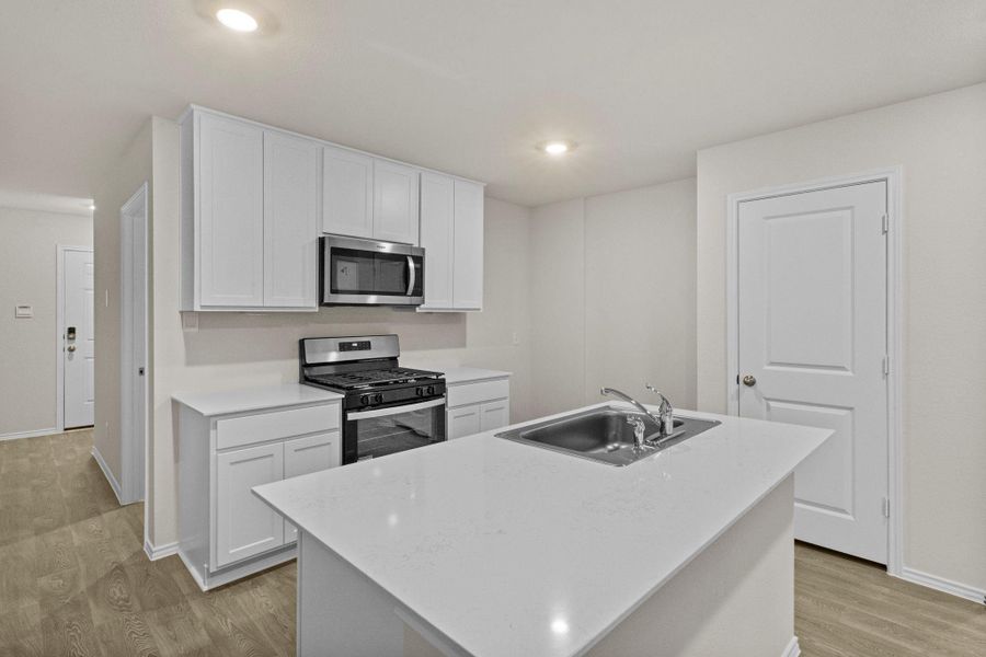 Furnished interior view inside a new home in Sunset Oaks, Maxwell (Image 6).