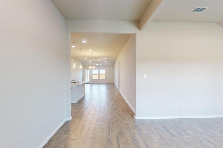 Image 31 of a home in Verandah.