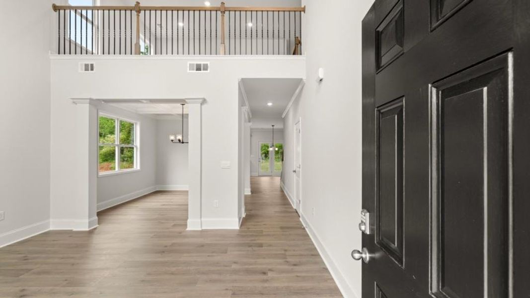 Spacious, unfurnished interior of a new home in Haven Abbey, Cumming (Image 34).