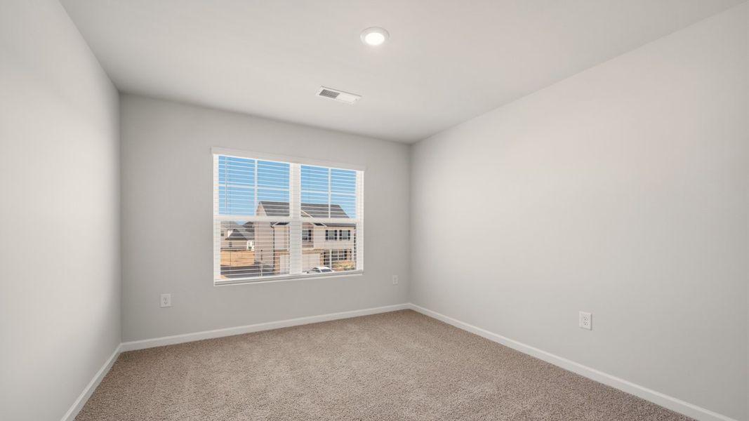 Spacious, unfurnished interior of a new home in Cedar Ridge - Locust Grove Station, Locust Grove (Image 18).