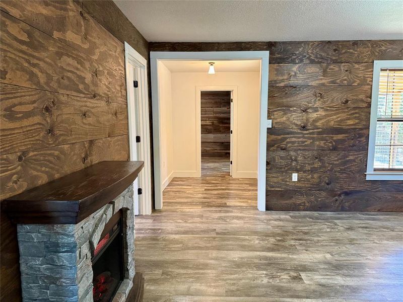 Spacious, unfurnished interior of a new home in , Whitney (Image 27).