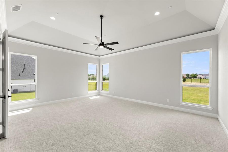 Spacious, unfurnished interior of a new home in Las Brisas at Stoney Creek, Sunnyvale (Image 24). Spacious, unfurnished interior of a new home in Las Brisas at Stoney Creek, Sunnyvale (Image 24).