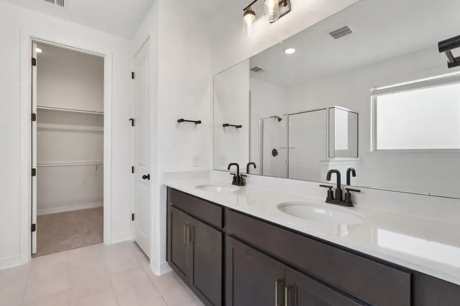 Note: Sample product photo. Actual exterior and interior selections may vary by homesite. Photo may be virtually staged Note: Sample product photo. Actual exterior and interior selections may vary by homesite. Photo may be virtually staged