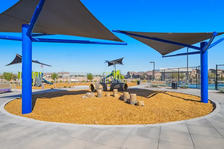 Community amenities in Parkside, Avondale (Image 34). Community amenities in Parkside, Avondale (Image 34).