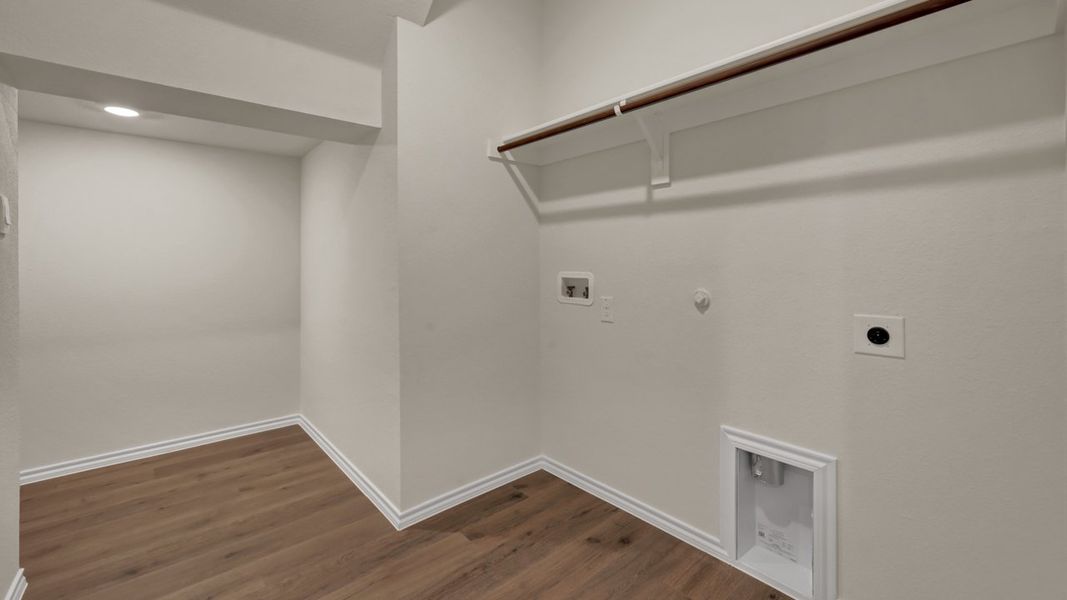 Spacious, unfurnished interior of a new home in Northspur, Terrell (Image 25).