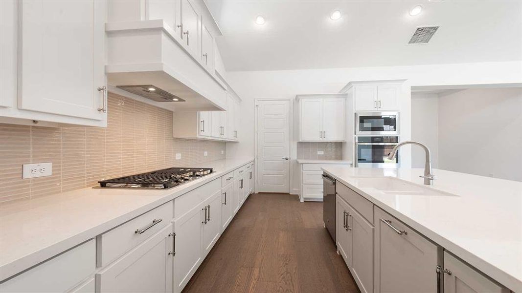 Furnished interior view inside a new home in Terraces 72', Rockwall (Image 7). Furnished interior view inside a new home in Terraces 72', Rockwall (Image 7).