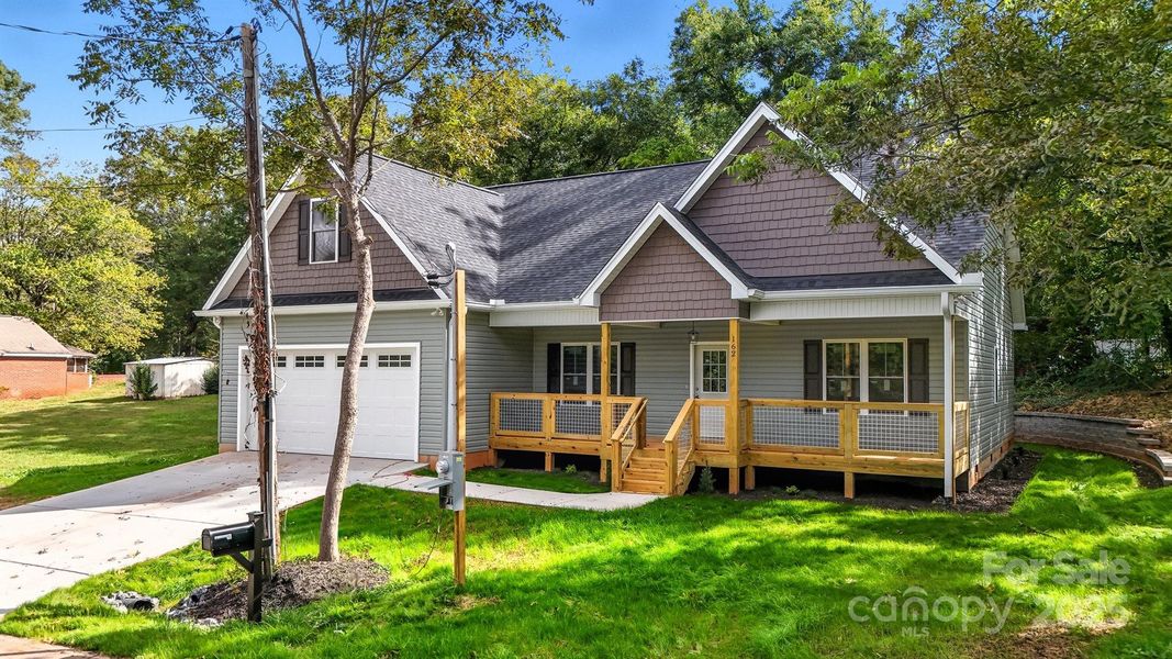 Image 36 of a home in .