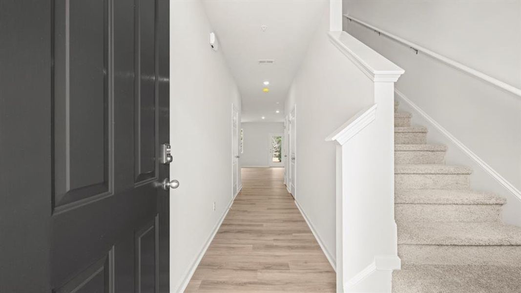 Spacious, unfurnished interior of a new home in Roseleigh Park, Douglasville (Image 14).