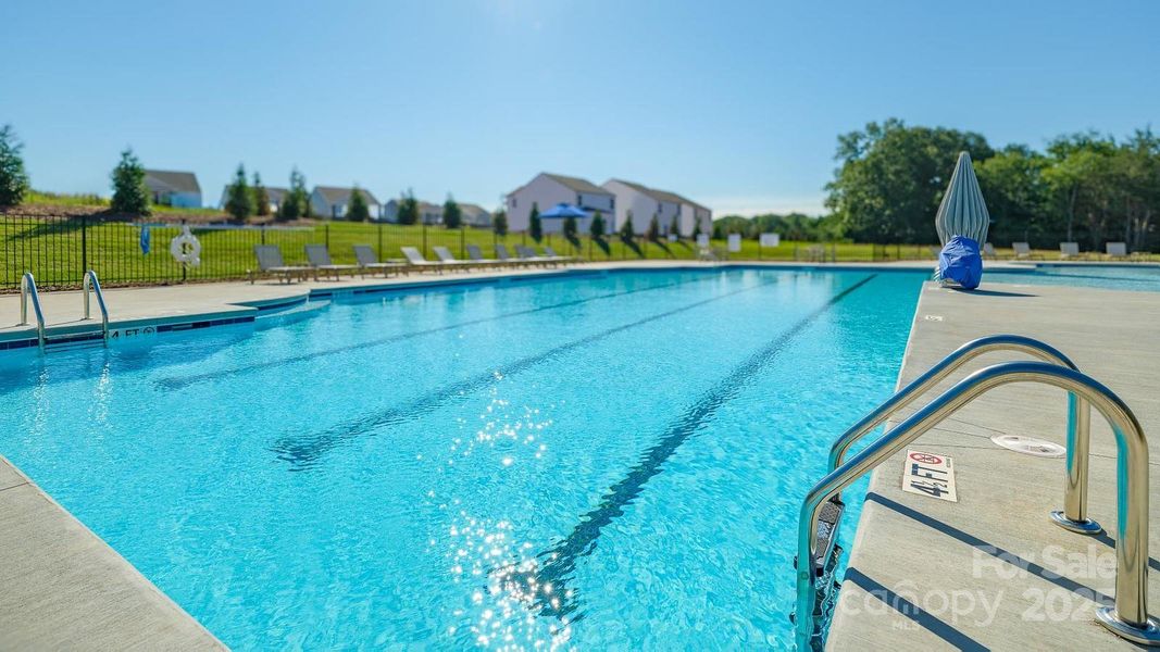 Image 17 of a home in Fergus Crossing. Image 17 of a home in Fergus Crossing.