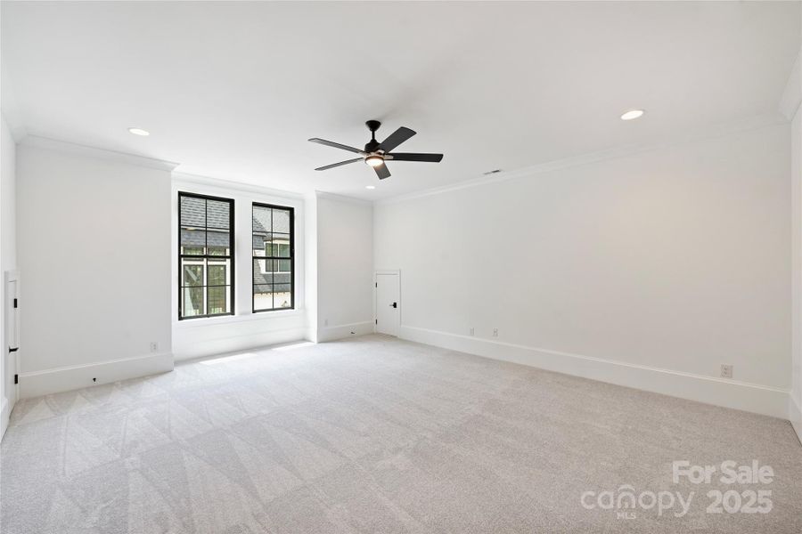 Spacious, unfurnished interior of a new home in , Charlotte (Image 20).