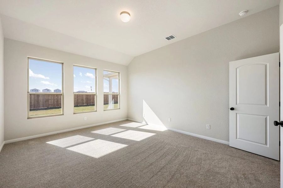 Spacious, unfurnished interior of a new home in Willow Springs, Buda (Image 42).