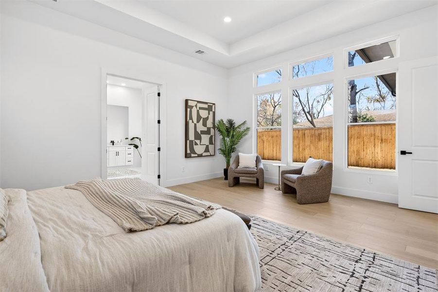 Furnished interior view inside a new home in , Dallas (Image 13).