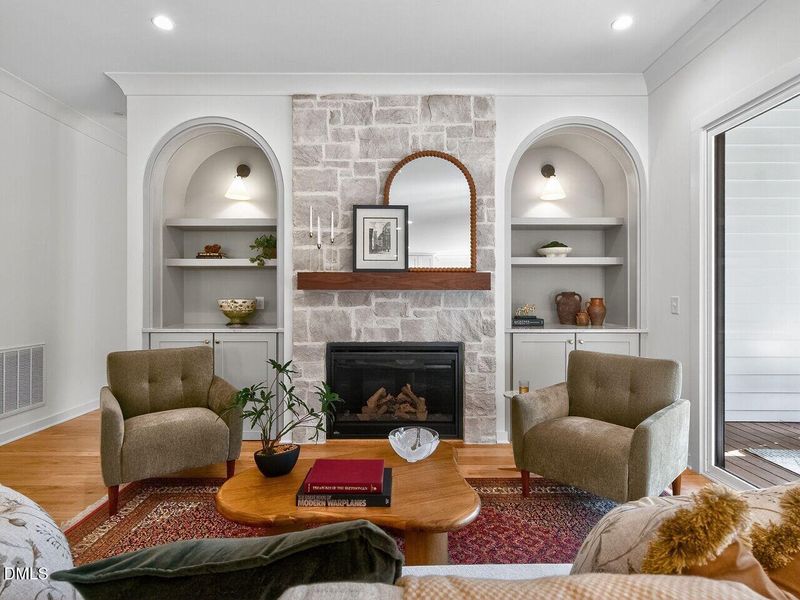 009-1280x960-photo 009-1280x960-photo