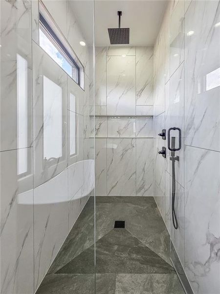 Image 37 of a home in .