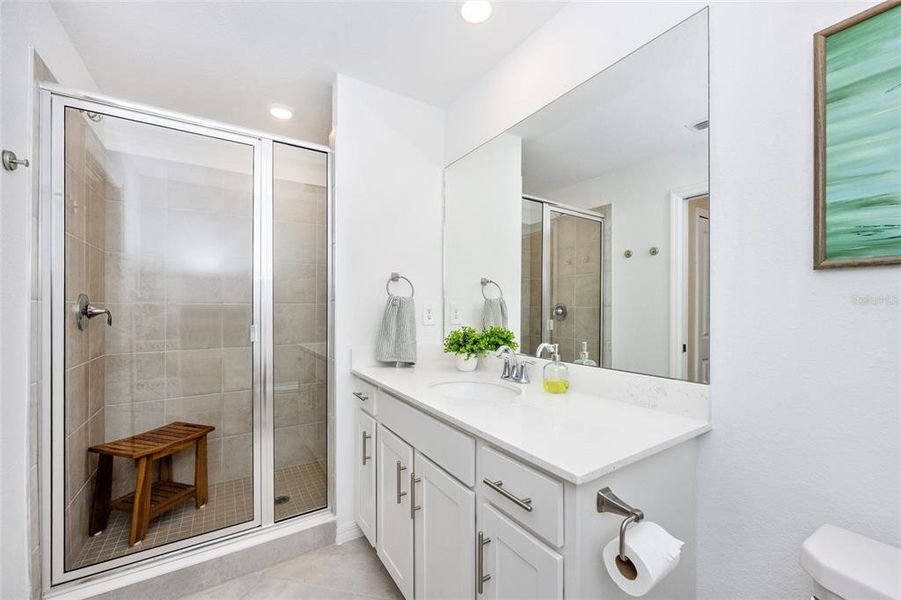 Furnished interior view inside a new home in , Venice (Image 43).