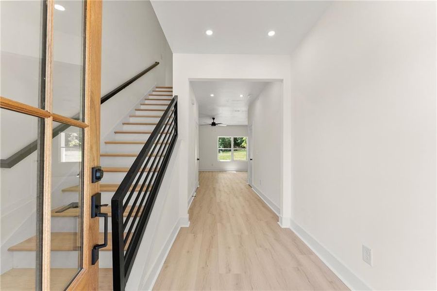 Spacious, unfurnished interior of a new home in , Clarkesville (Image 14).