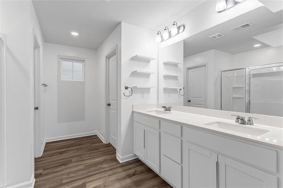 Furnished interior view inside a new home in Alcovy Trace, Lawrenceville (Image 16).