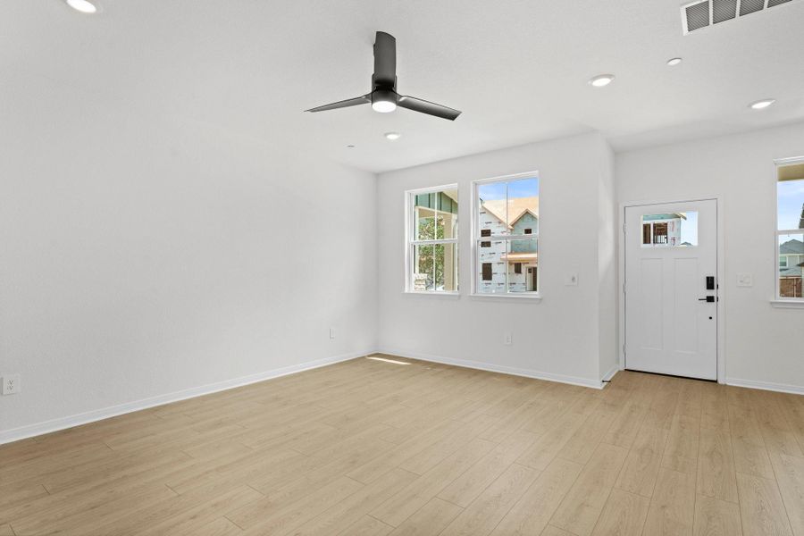 Spacious, unfurnished interior of a new home in Avery Centre, Round Rock (Image 32). Spacious, unfurnished interior of a new home in Avery Centre, Round Rock (Image 32).