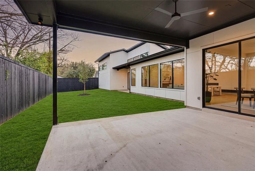 Exterior details and patio area of a home in , Dallas (Image 27).