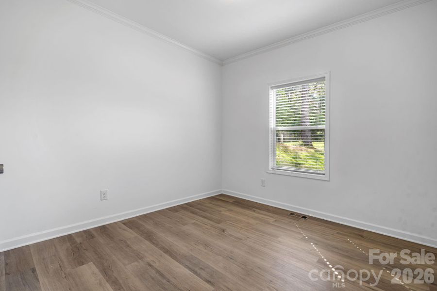 Spacious, unfurnished interior of a new home in , Granite Falls (Image 25).