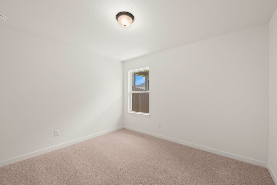 Spacious, unfurnished interior of a new home in South Pointe, Temple (Image 10).
