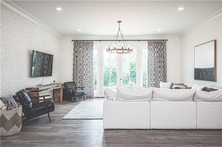 Furnished interior view inside a new home in , Alpharetta (Image 10).