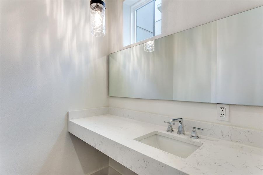 Image 25 of a home in .