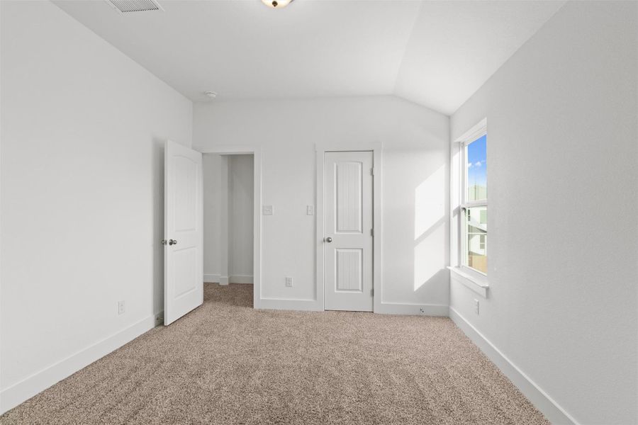 Spacious, unfurnished interior of a new home in Enclave at Cele, Pflugerville (Image 19). Spacious, unfurnished interior of a new home in Enclave at Cele, Pflugerville (Image 19).