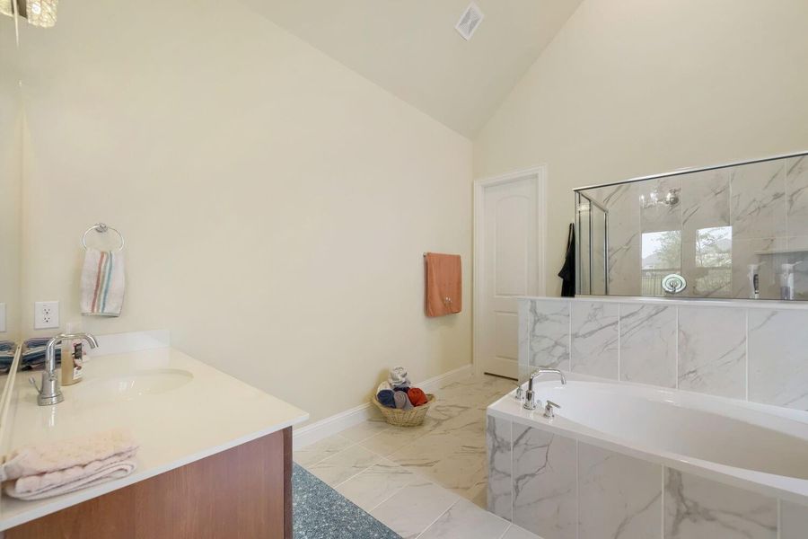 Furnished interior view inside a new home in , Katy (Image 15).
