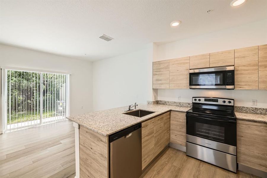 Furnished interior view inside a new home in , Orlando (Image 5).