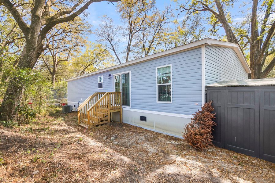 Exterior details and patio area of a home in , Summerville (Image 22).
