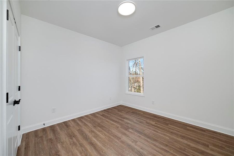 Spacious, unfurnished interior of a new home in , Buford (Image 11).