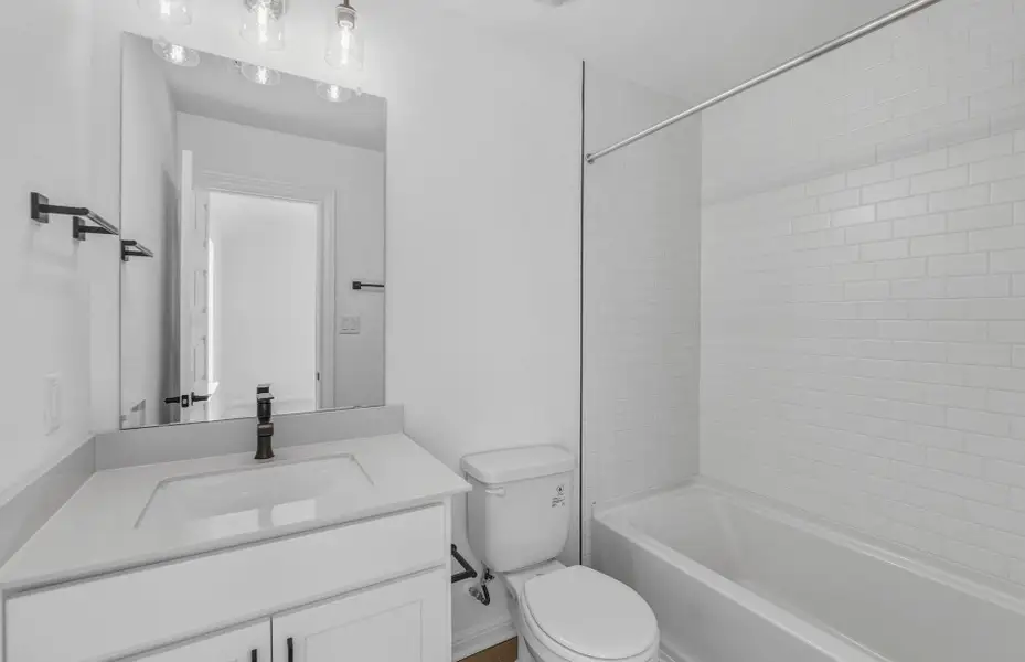 Furnished interior view inside a new home in Bluffview Reserve, Leander (Image 8).