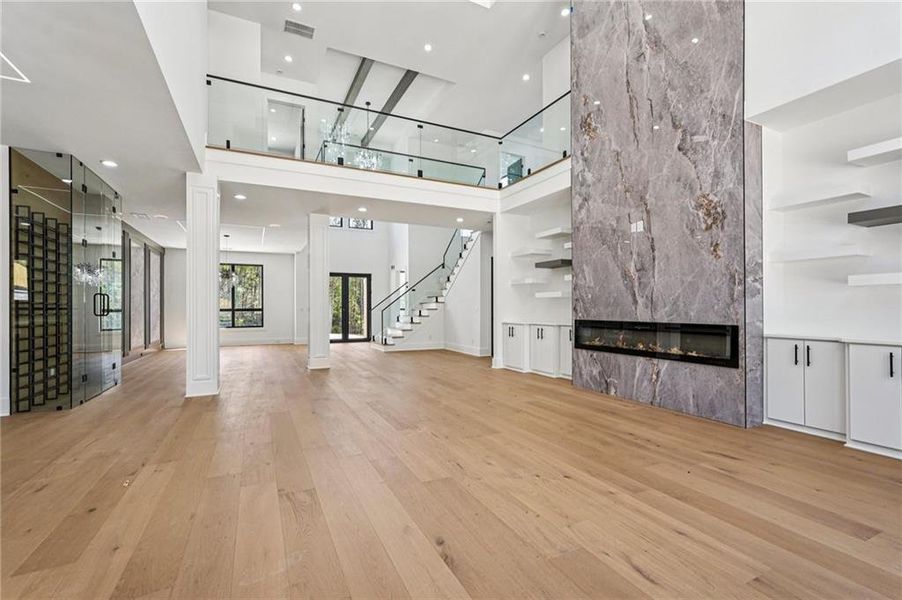 Spacious, unfurnished interior of a new home in , Sugar Hill (Image 66).