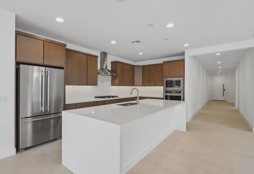 Kitchen - 4 of 15