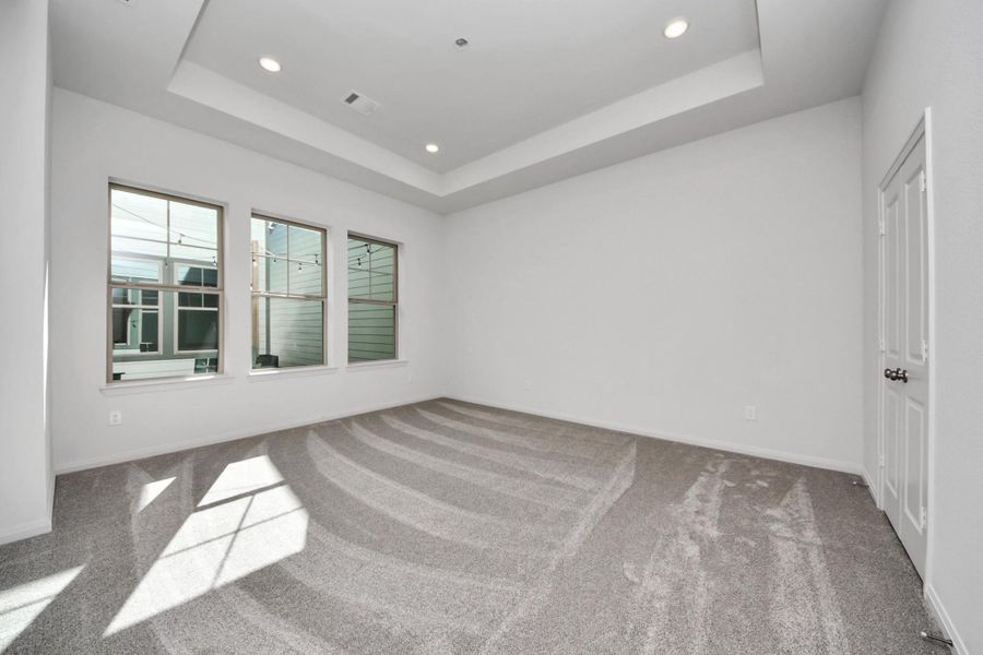 Photos are representative and may not reflect the exact unit.