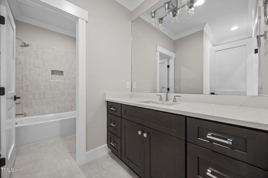 36-web-or-mls-IMG_1681 36-web-or-mls-IMG_1681